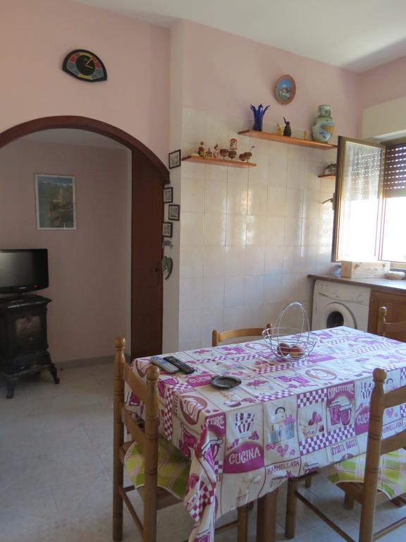 Appartamento Maria Giovanna Giardini Naxos Pokoj fotografie