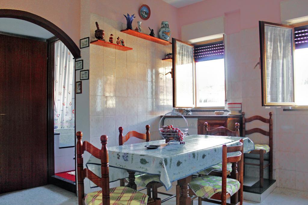 Appartamento Maria Giovanna Giardini Naxos Pokoj fotografie